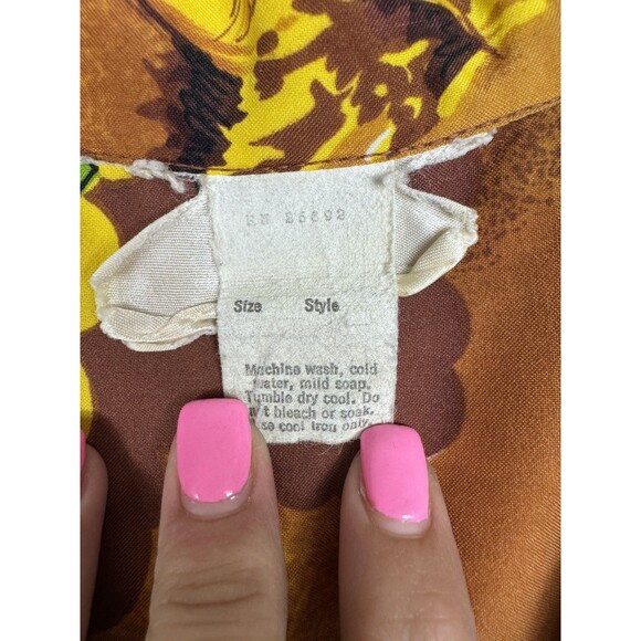 Vintage Royal Hawaiian Short Sleeve Button Up Mens Shirt Gold Floral Tropical - Picture 5 of 9